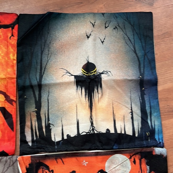 NWT Set of 4 Halloween 18in Square Accent Pillow Case Covers - Picture 4 of 7